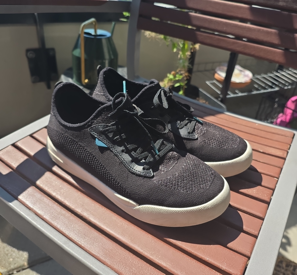 Vessi Weekend Waterproof Black Knit Lace-Up Sneakers Men 9 Women 10